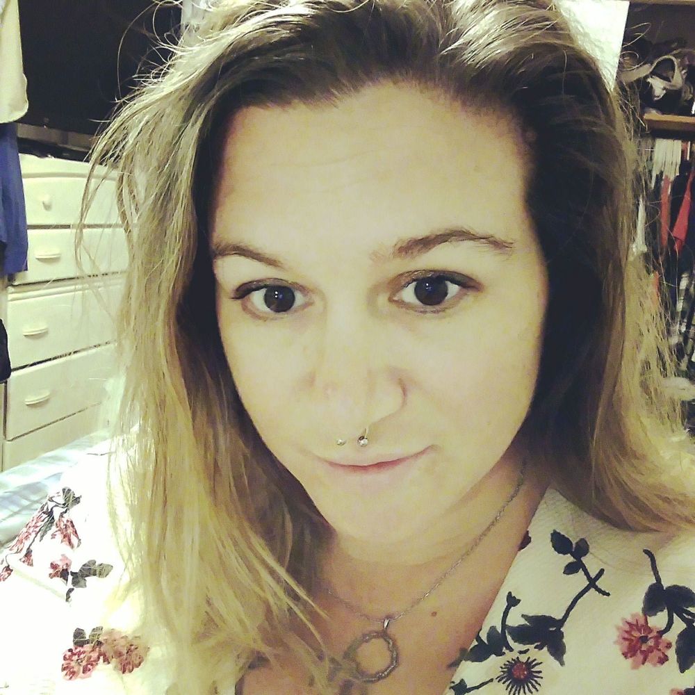 Meet your Posher, Liz
